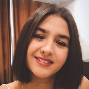 Meet your Posher, Farangis